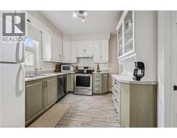 13 SPIERS Crescent - 14