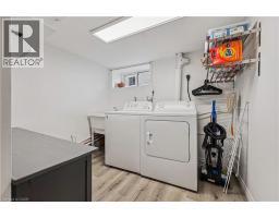 13 SPIERS Crescent - 28