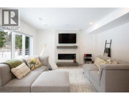 1095 MINERAL SPRINGS Road - 40