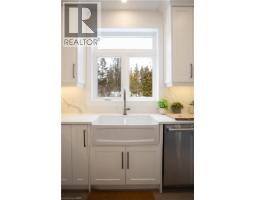 1095 MINERAL SPRINGS Road - 5