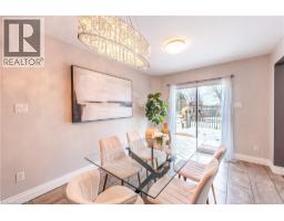 42 ROMAN Crescent - 12