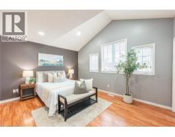 42 ROMAN Crescent - 14