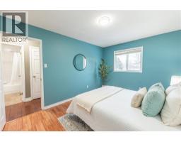 42 ROMAN Crescent - 22