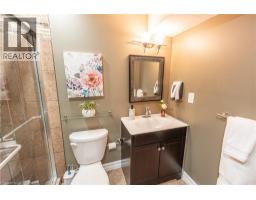 42 ROMAN Crescent - 33