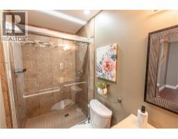 42 ROMAN Crescent - 34