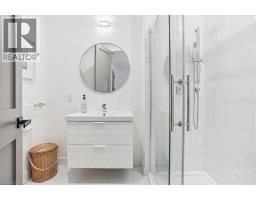 114 REDING Road - 35