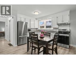 46 DUFFERIN Street - 13