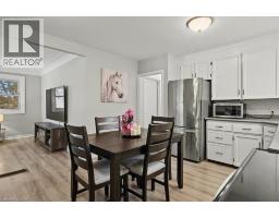 46 DUFFERIN Street - 14