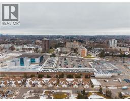 45 WESTMOUNT Road N UnitNo. 302 - 33