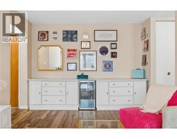 45 WESTMOUNT Road N UnitNo. 302 - 6