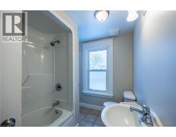 388 COLLEGE Avenue - 14