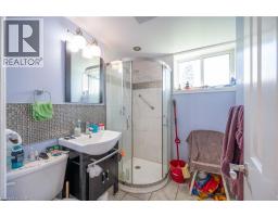 66 BELWOOD Crescent - 24