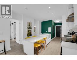 15 GLEBE Street UnitNo. 605 - 16