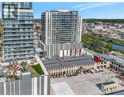 15 GLEBE Street UnitNo. 605 - 27