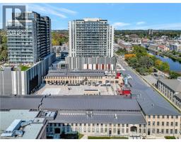 15 GLEBE Street UnitNo. 605 - 42