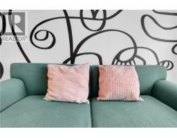 15 GLEBE Street UnitNo. 605 - 9