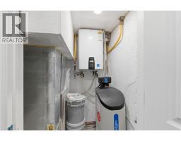 157 PINEDALE Drive - 44