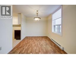 55 GREEN VALLEY Drive UnitNo. 1710 - 10