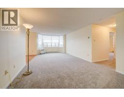 55 GREEN VALLEY Drive UnitNo. 1710 - 12