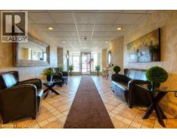 55 GREEN VALLEY Drive UnitNo. 1710 - 22