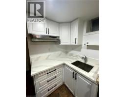 443 LAUSANNE Crescent - 40