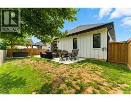 9 MACNEIL Court - 34