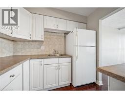 24 MIDLAND Drive UnitNo. 609 - 15