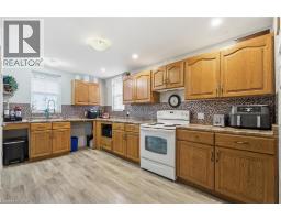 43 MAIN Street N - 11