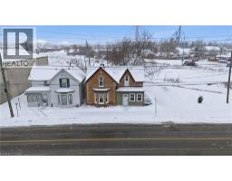 43 MAIN Street N - 24