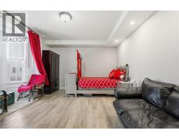 43 MAIN Street N - 9