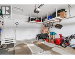 16 PICCADILLY Square - 32