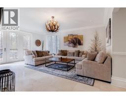 18 ELDER Crescent - 19