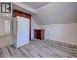 186 WELLINGTON Street - 18