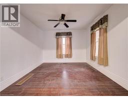 186 WELLINGTON Street - 37