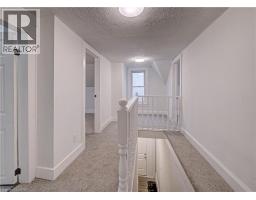 186 WELLINGTON Street - 8