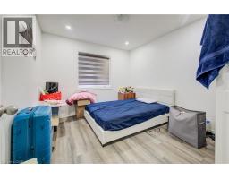 82 CASTLEBAY Street - 30