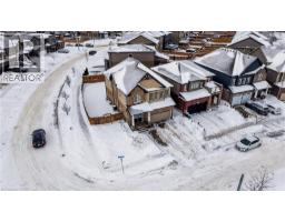 82 CASTLEBAY Street - 4