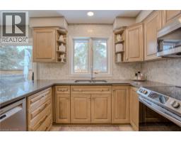 184 ROXTON Drive UnitNo. 16 - 22