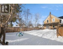 566-570 MAIN Street E - 32