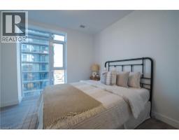 15 GLEBE Street UnitNo. 1701 - 12