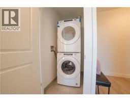 15 GLEBE Street UnitNo. 1701 - 22