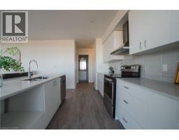 15 GLEBE Street UnitNo. 1701 - 4