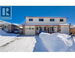 52 UXBRIDGE Crescent - 1