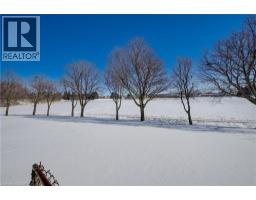 52 UXBRIDGE Crescent - 21