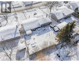 376 GREENBROOK Drive - 40