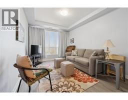 539 BELMONT Avenue W UnitNo. 809 - 18