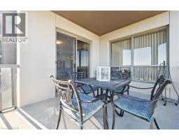 539 BELMONT Avenue W UnitNo. 809 - 21