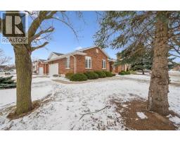 556 STANWOOD Crescent - 2