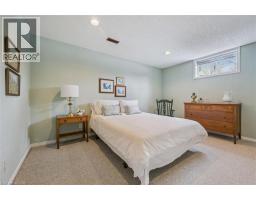 556 STANWOOD Crescent - 34