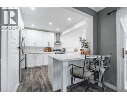 111 KING Street E - 9